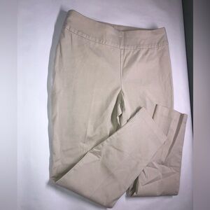 Chicos 0.5 Short size 10